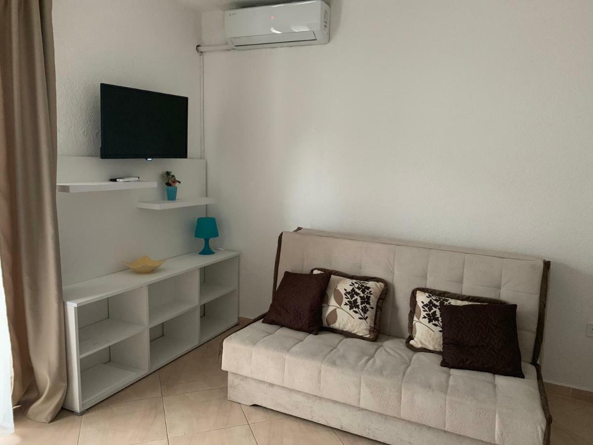 טיווט Apartmani Krgusic מראה חיצוני תמונה